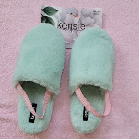 Kensie Shoes - Fuzzy Kensie Slippers With Heel Strap